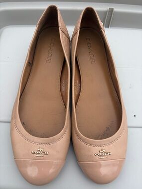 Coach Blush Pink Leather Ballet Flats with Patent Cap Toe Flaw On Back